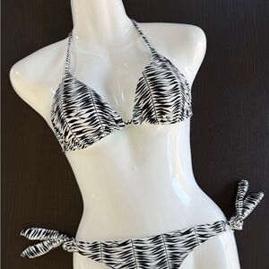 Roxy Reversible Bikini